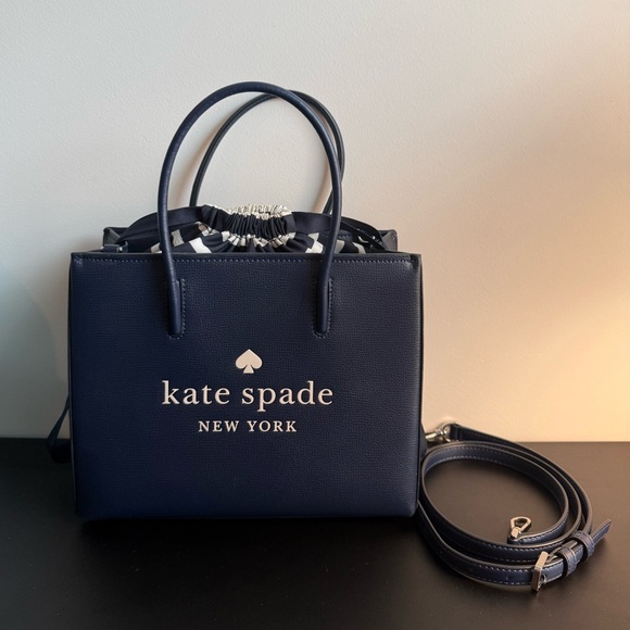 ๐ Kate Spade Navy Blue Bag ๐ - Picture 1 of 6